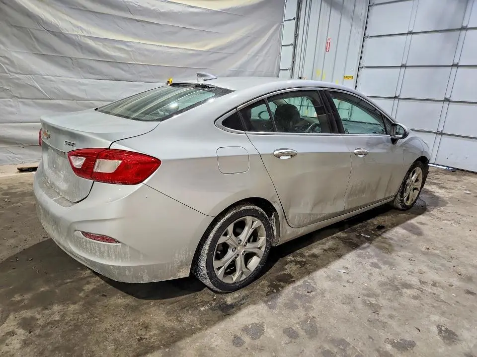 2017 CHEVROLET CRUZE PREMIER  