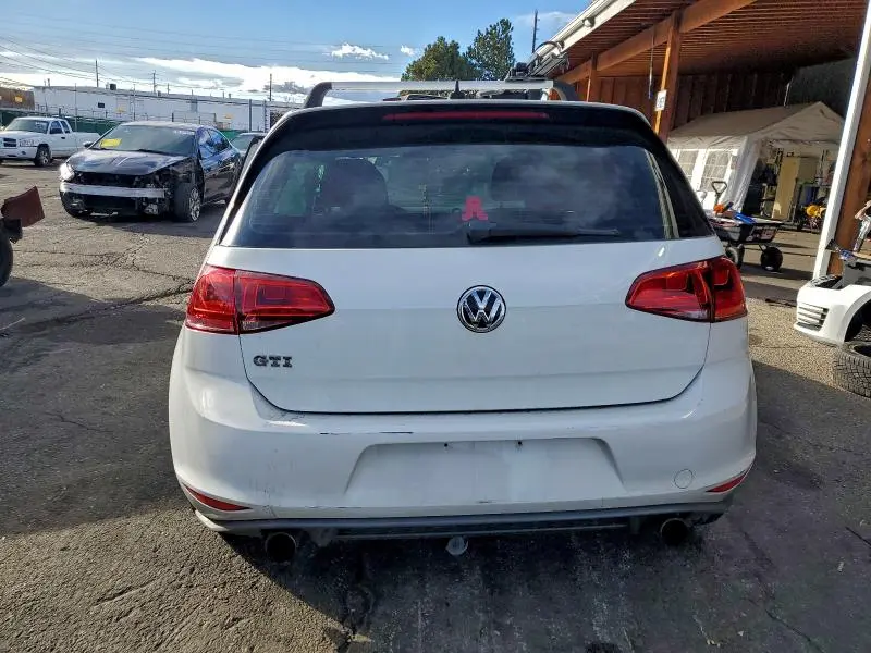 2016 VOLKSWAGEN GTI S/SE  