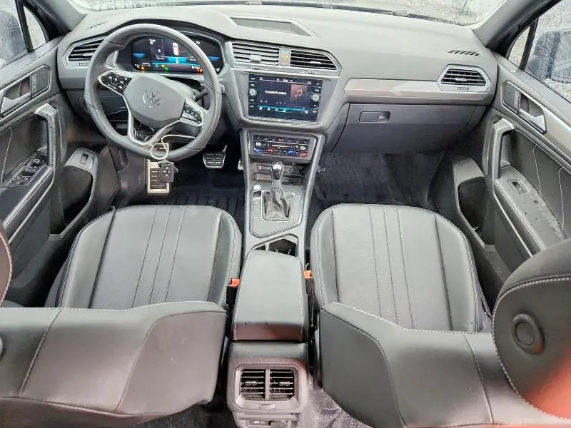 2024 VOLKSWAGEN TIGUAN SE R-LINE BLACK  