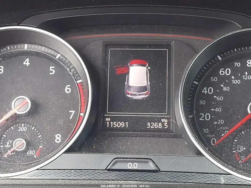 2015 VOLKSWAGEN GOLF GTI 2.0T SE 4-DOOR