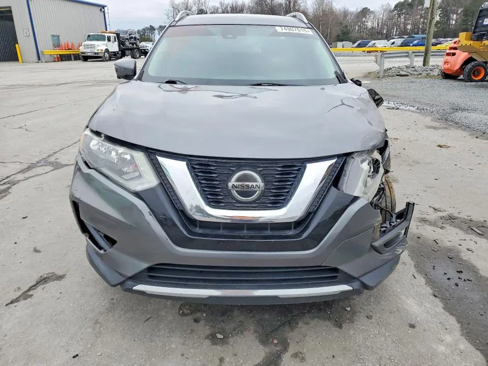 2019 NISSAN ROGUE S  