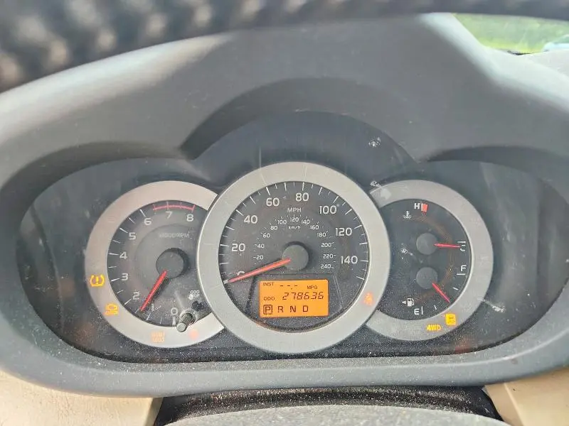 2011 TOYOTA RAV4 LIMITED  