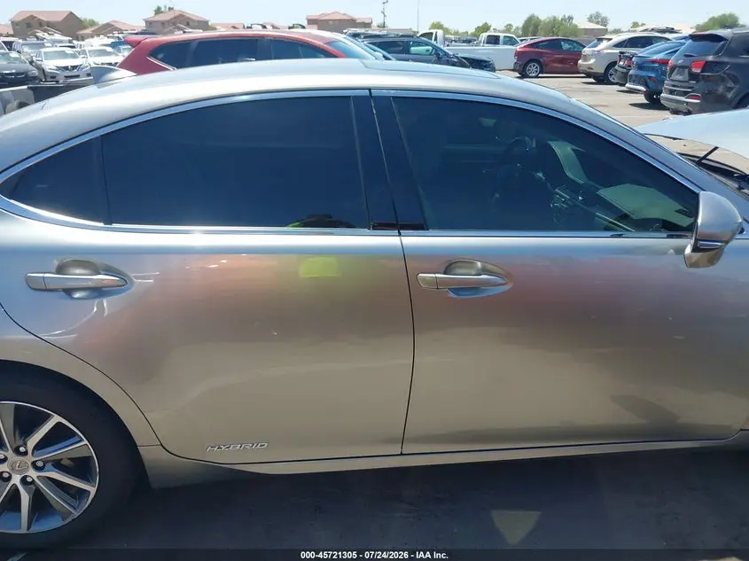 2018 LEXUS ES 300H  