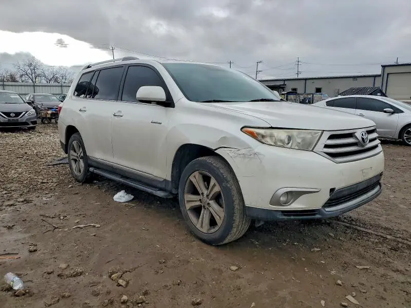 2013 TOYOTA HIGHLANDER LIMITED  
