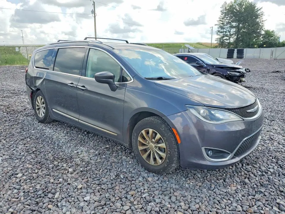 2018 CHRYSLER PACIFICA TOURING L  