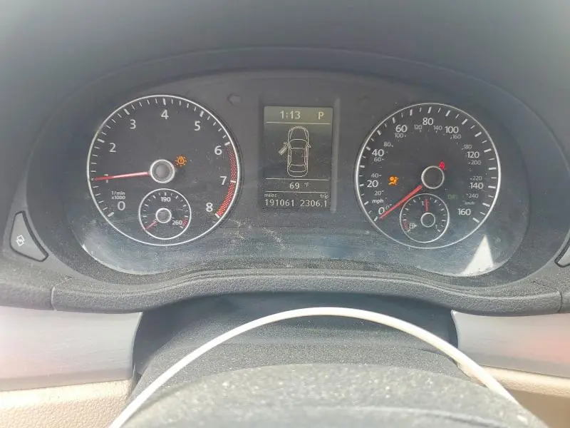 2012 VOLKSWAGEN PASSAT SE  