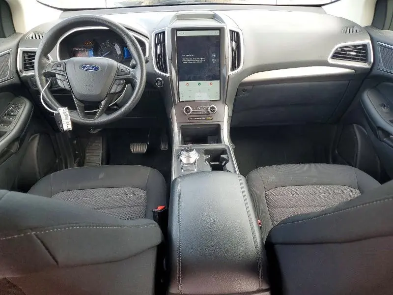 2021 FORD EDGE SE  