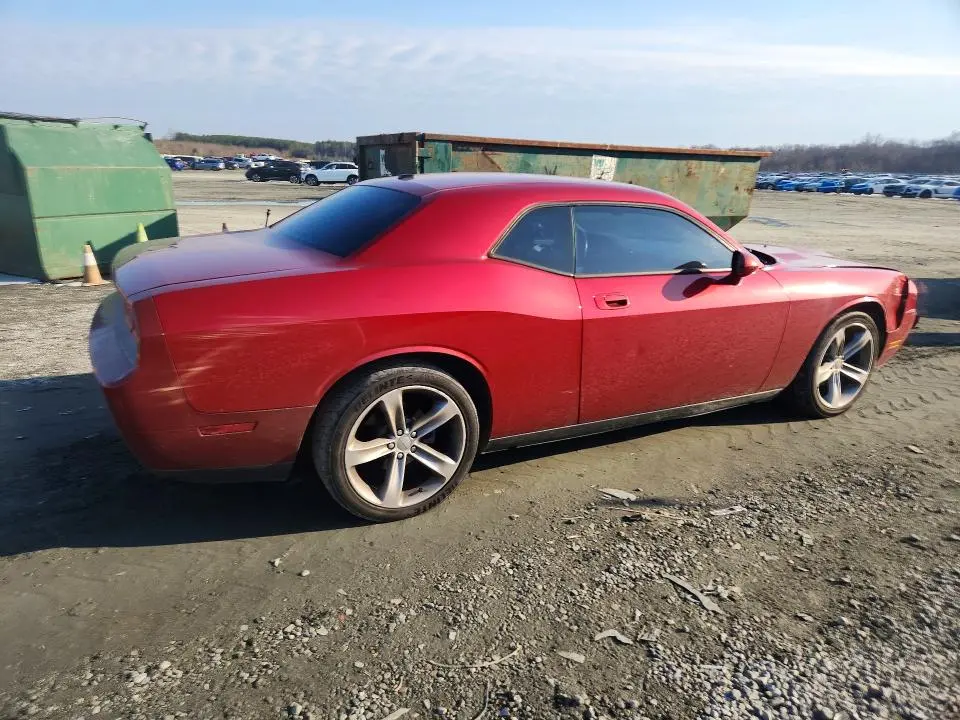 2010 DODGE CHALLENGER SE  