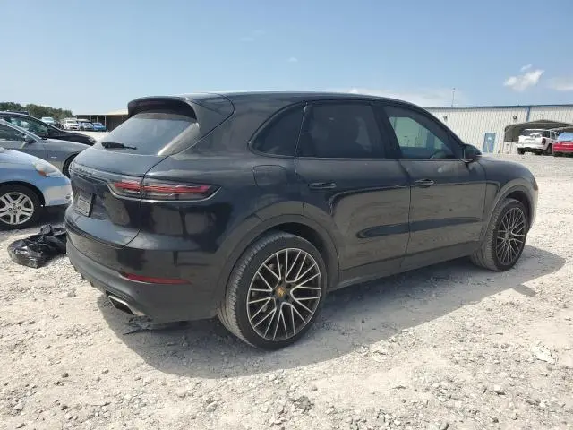 2019 PORSCHE CAYENNE   