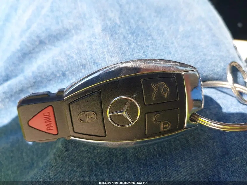 2013 MERCEDES-BENZ GLK 350  