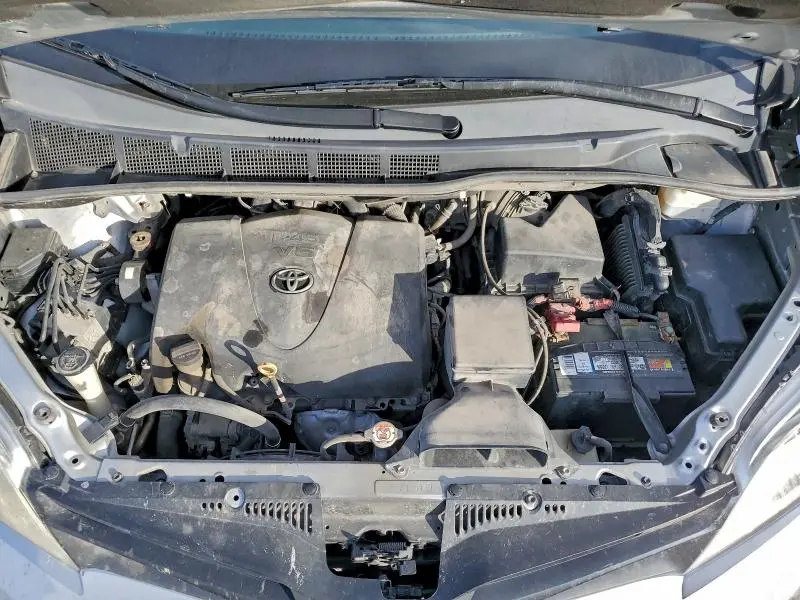 2020 TOYOTA SIENNA L  