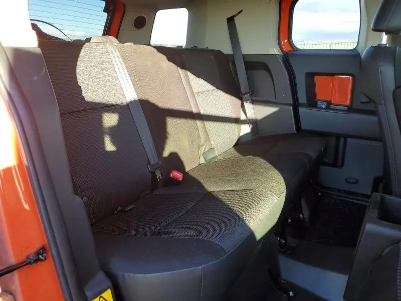 2014 TOYOTA FJ CRUISER BASE  