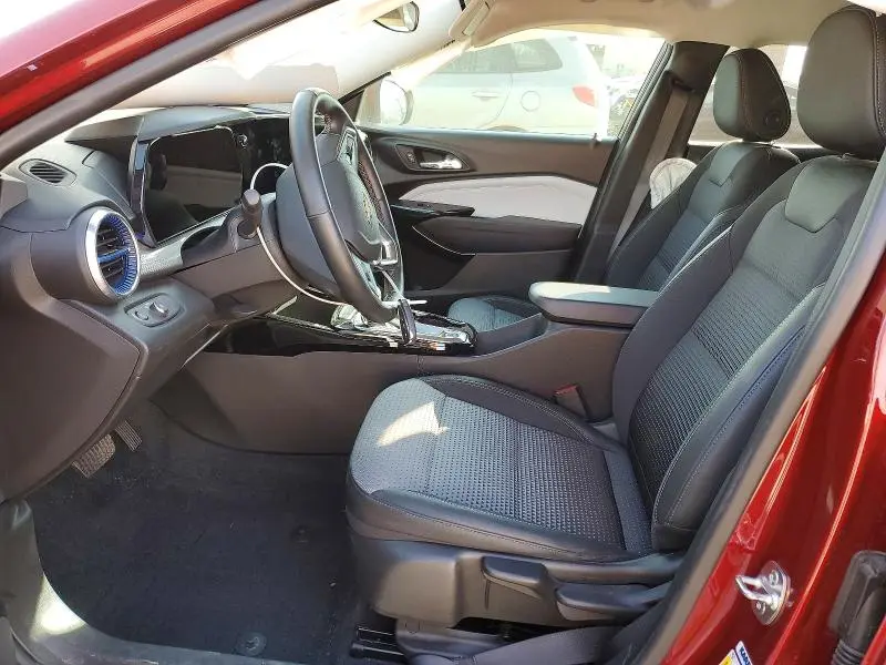 2025 CHEVROLET TRAX 1LT  