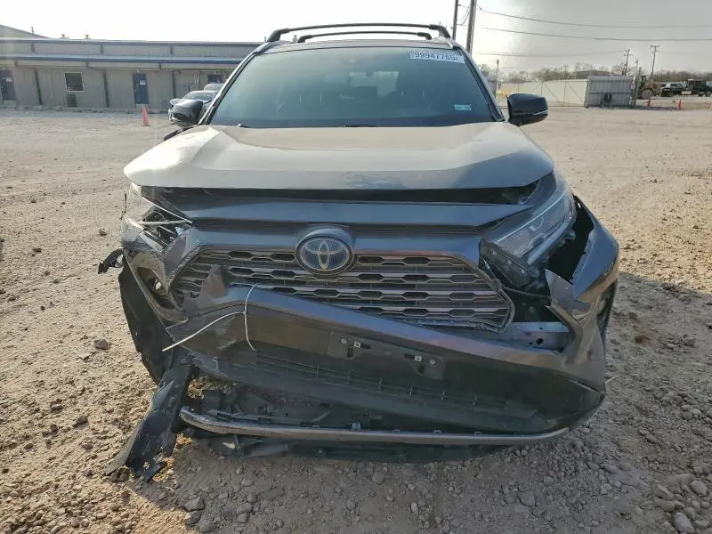 2021 TOYOTA RAV4 XSE  