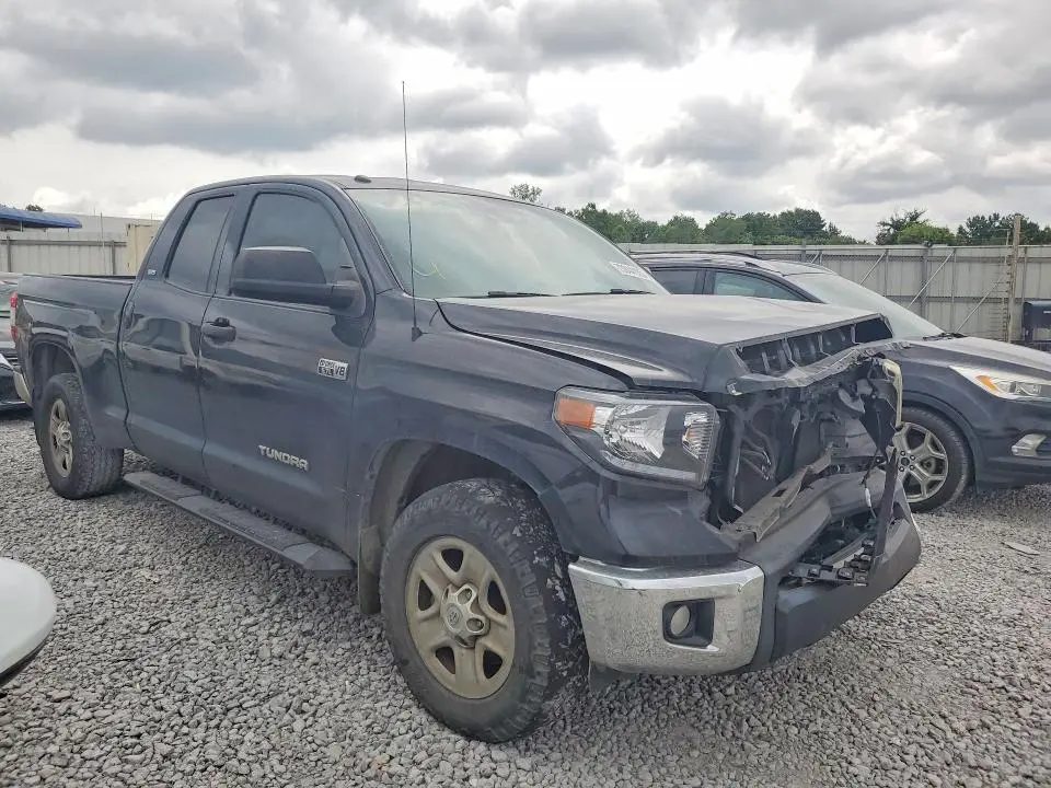 2018 TOYOTA TUNDRA SR5  