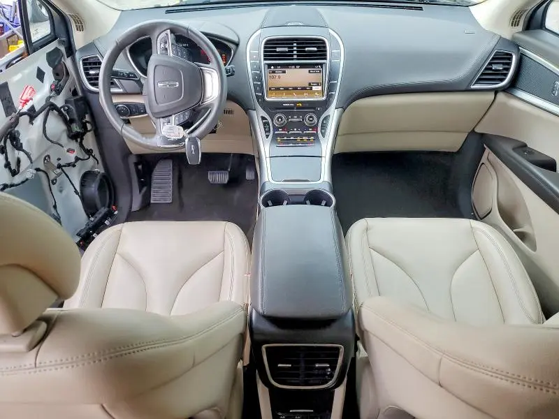2019 LINCOLN NAUTILUS   