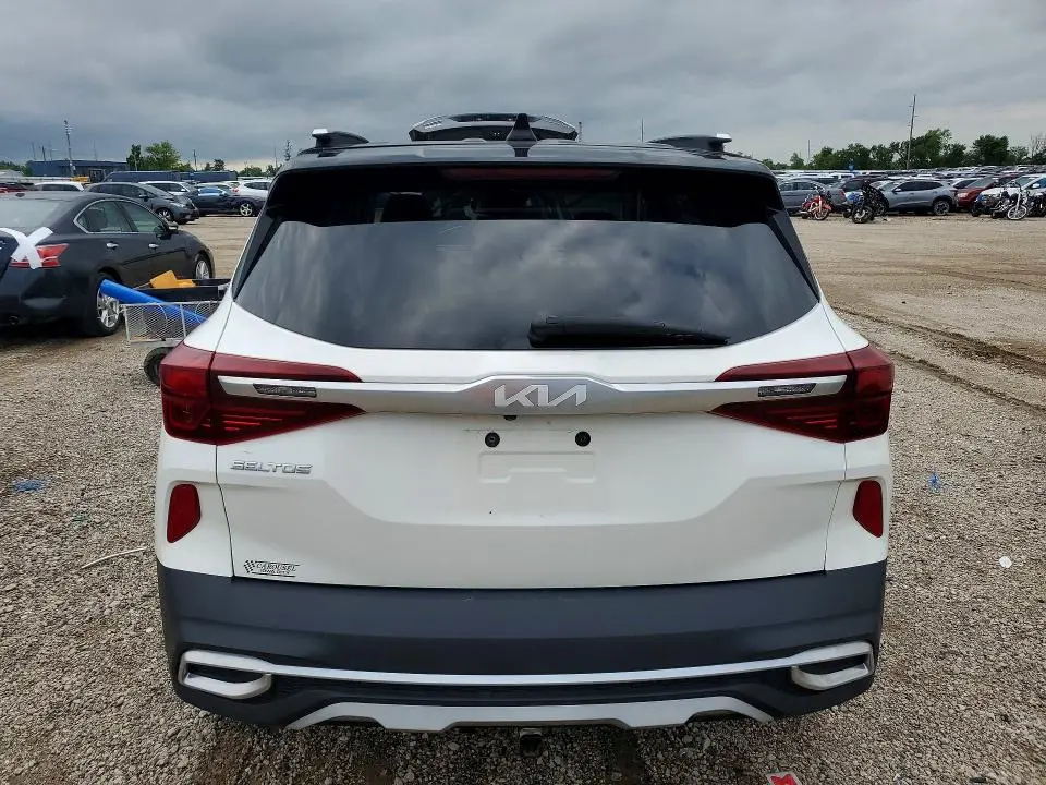 2022 KIA SELTOS S  