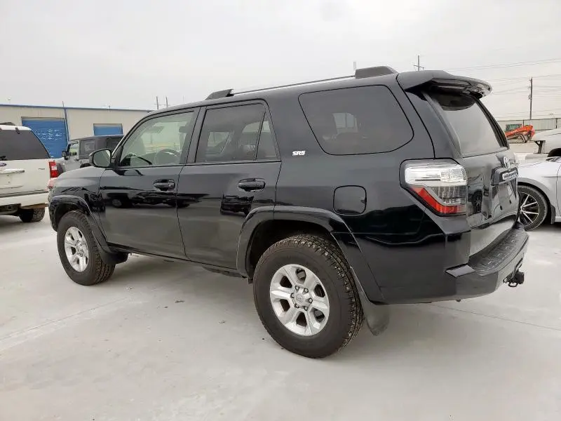 2021 TOYOTA 4RUNNER SR5  