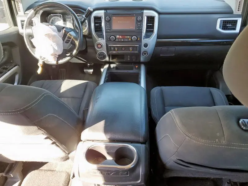 2018 NISSAN TITAN SV  