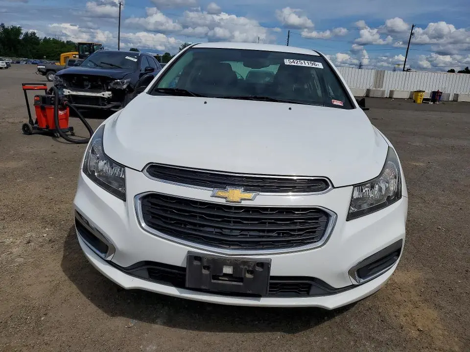 2015 CHEVROLET CRUZE LS  