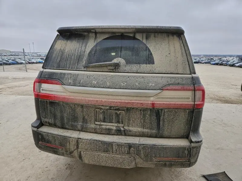 2021 LINCOLN NAVIGATOR L RESERVE  