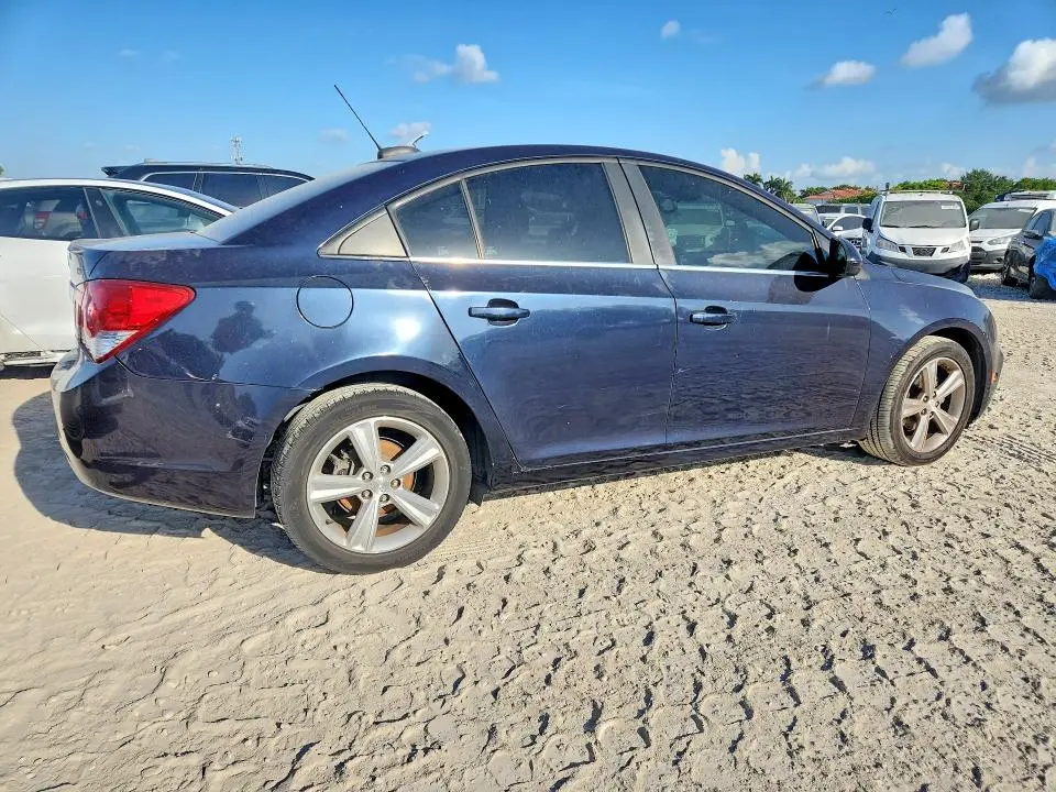 2015 CHEVROLET CRUZE LT  