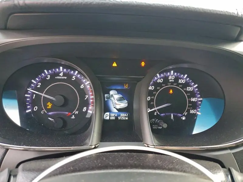 2018 TOYOTA AVALON XLE  