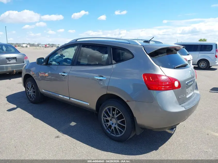 2011 NISSAN ROGUE SV