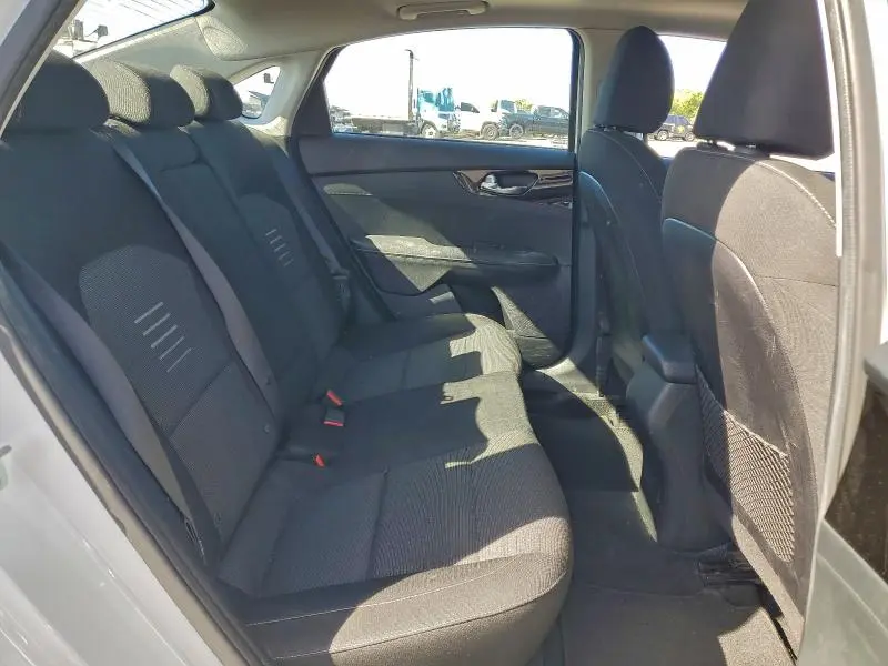 2019 KIA FORTE GT LINE  