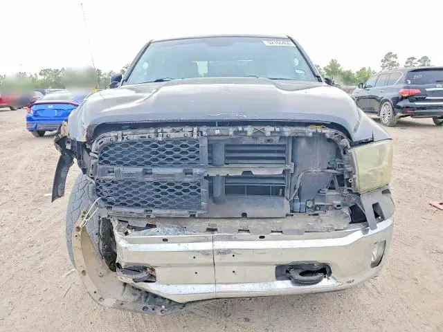 2015 RAM 1500 SLT  