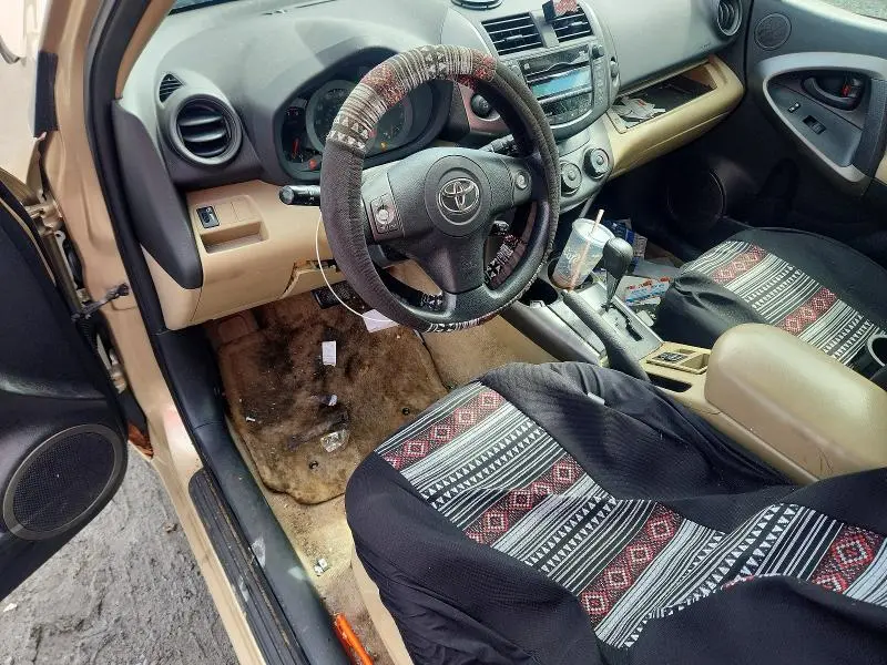 2011 TOYOTA RAV4 BASE  