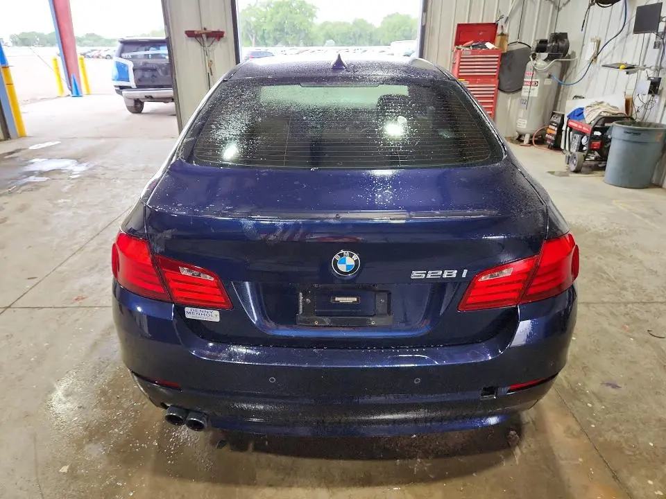 2012 BMW 528 XI  