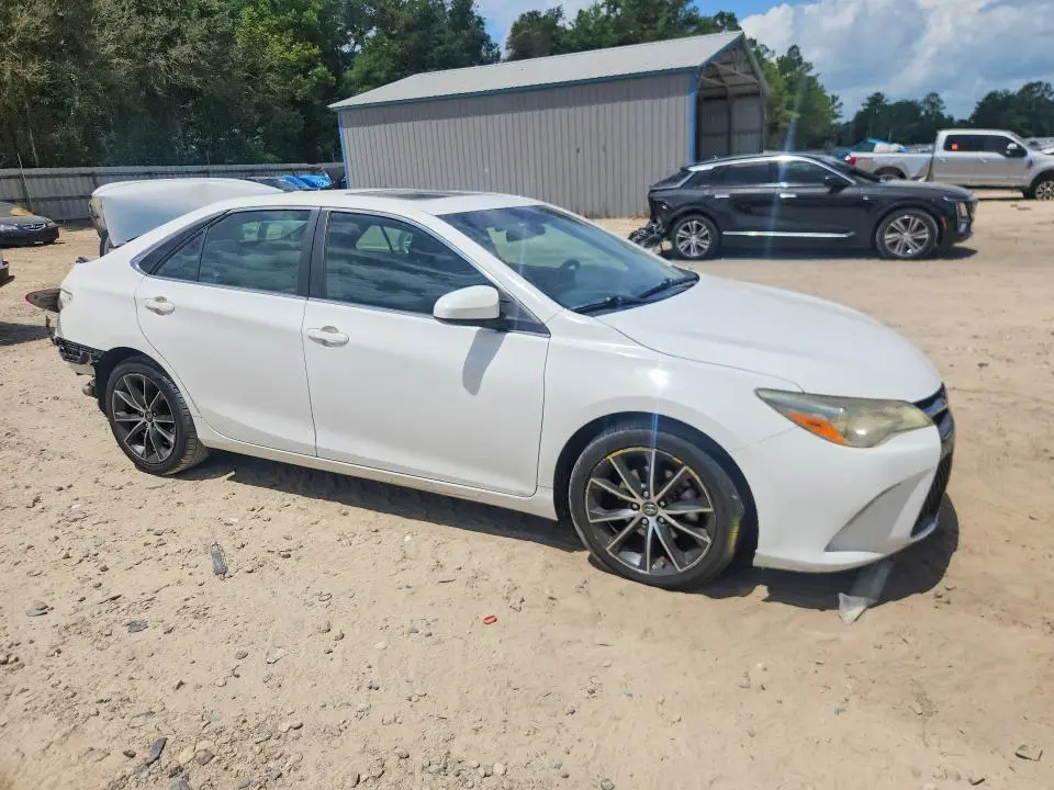 2016 TOYOTA CAMRY XSE  