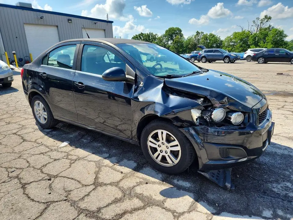 2013 CHEVROLET SONIC LT  