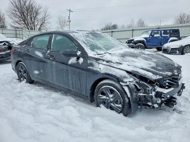 2022 HYUNDAI ELANTRA SEL  