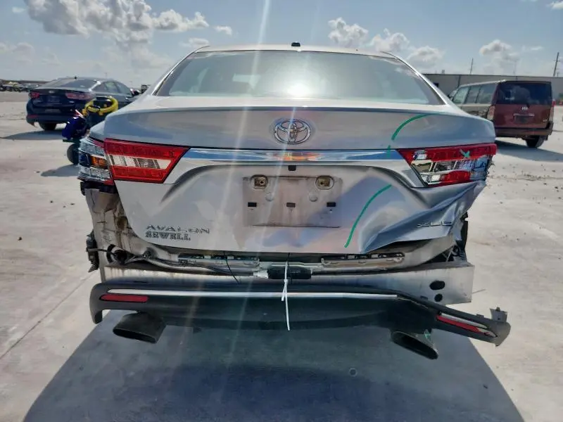 2016 TOYOTA AVALON XLE  