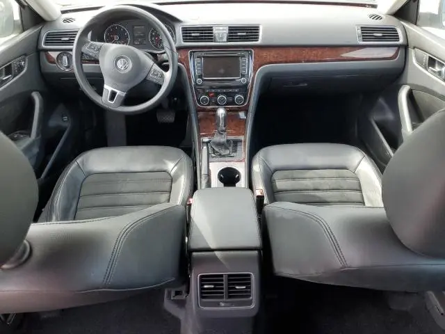 2013 VOLKSWAGEN PASSAT SEL