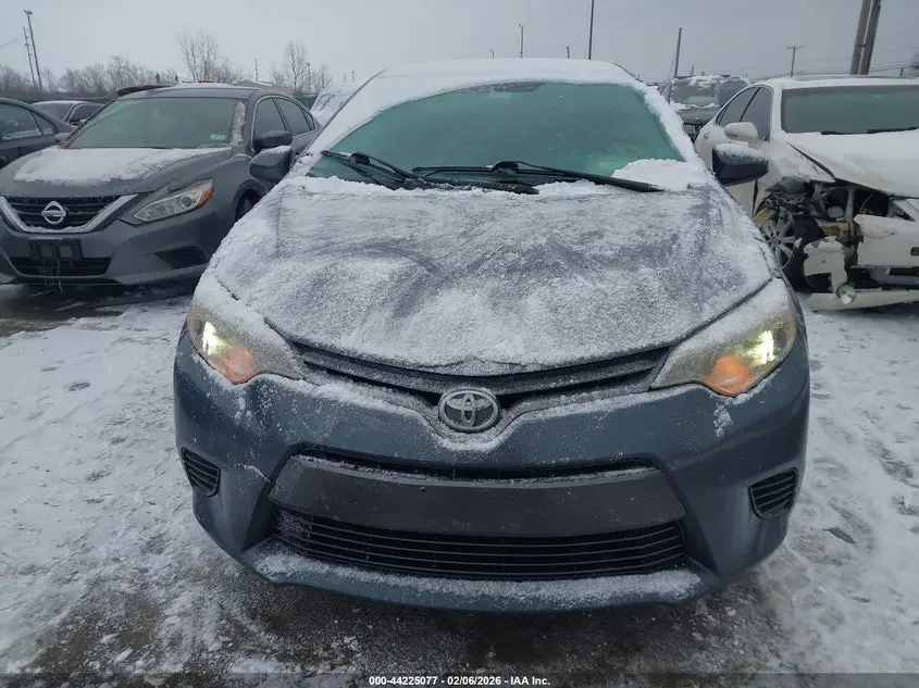 2015 TOYOTA COROLLA LE