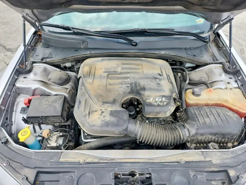 2017 CHRYSLER 300 LIMITED  
