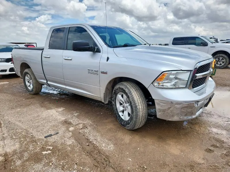 2017 RAM 1500 SLT  