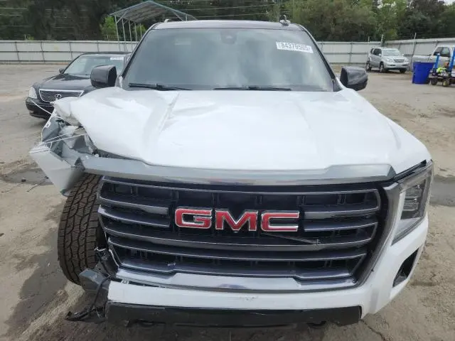2022 GMC YUKON XL K1500 AT4  