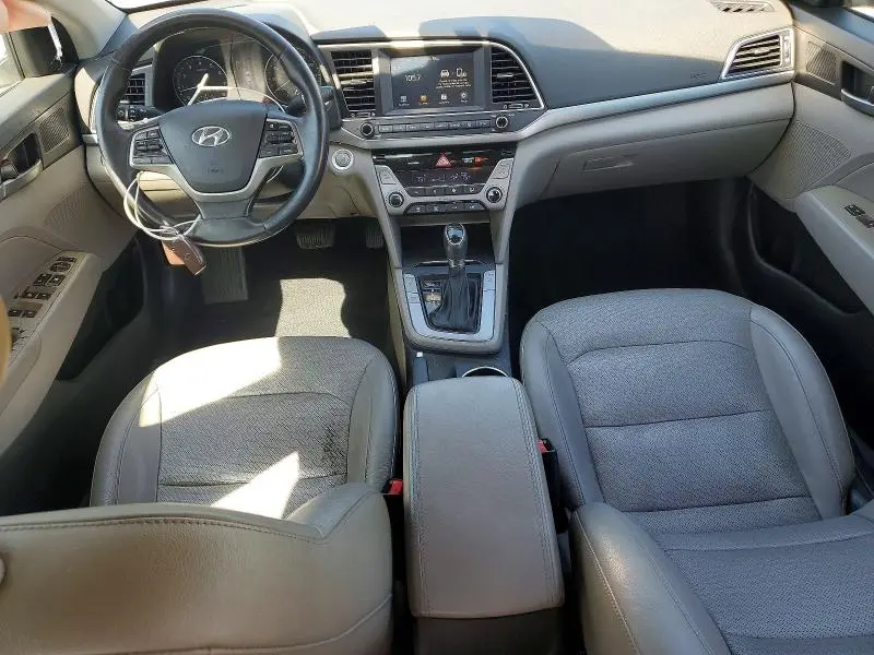 2017 HYUNDAI ELANTRA LIMITED  