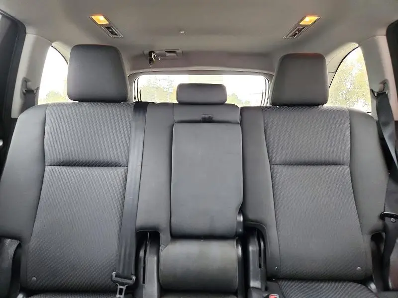 2015 TOYOTA HIGHLANDER LE  