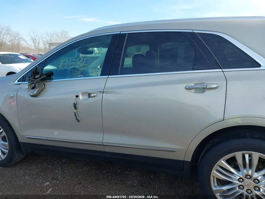2017 CADILLAC XT5 PREMIUM LUXURY