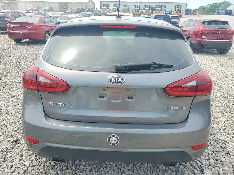 2016 KIA FORTE SX  