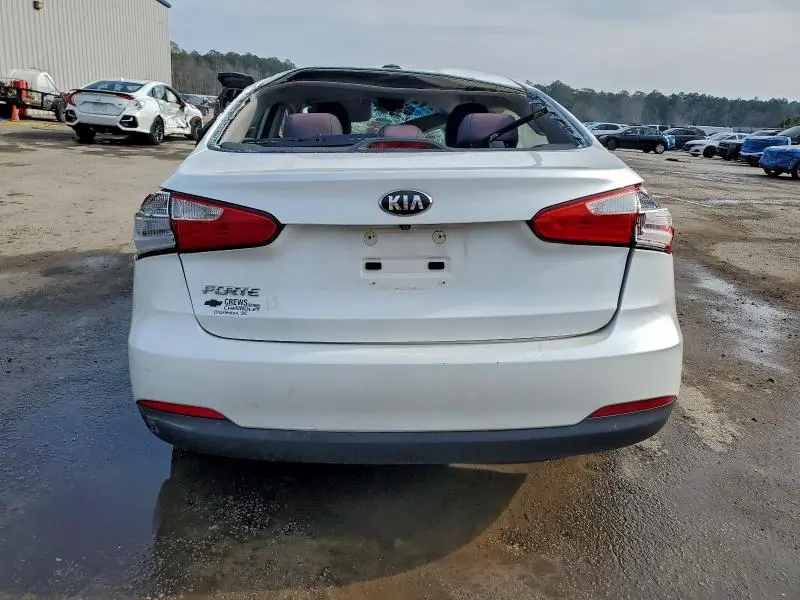 2016 KIA FORTE LX  