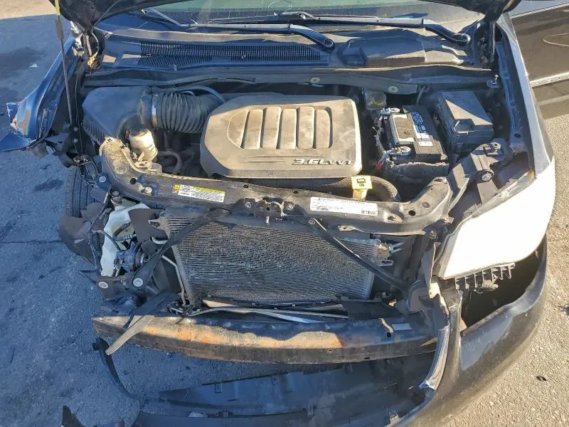 2012 CHRYSLER TOWN & COUNTRY TOURING  