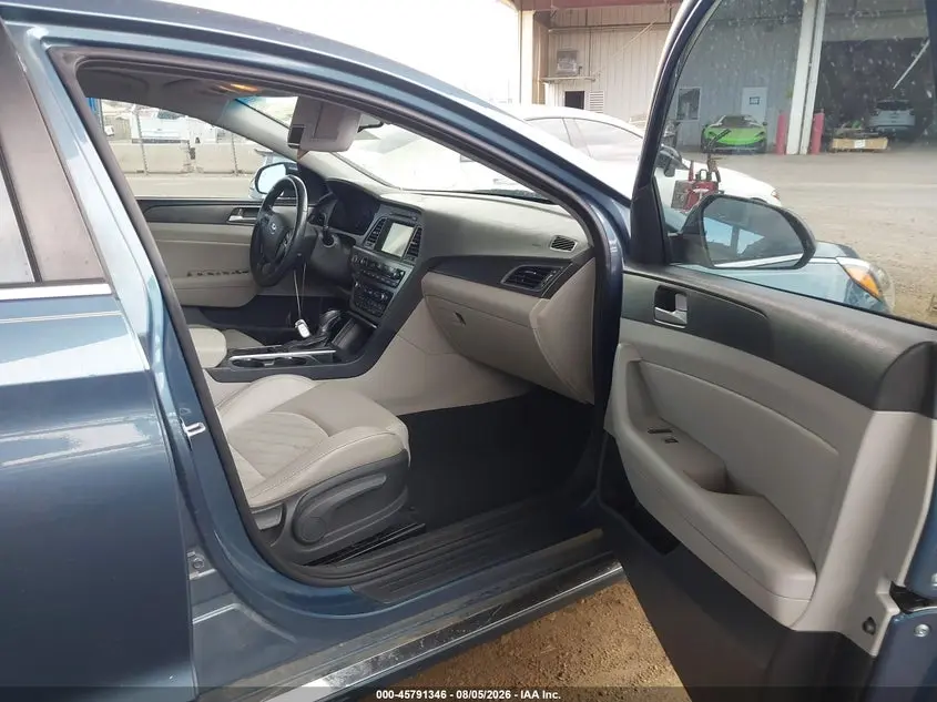 2016 HYUNDAI SONATA SPORT