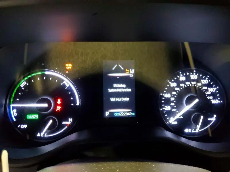 2021 TOYOTA SIENNA LE  