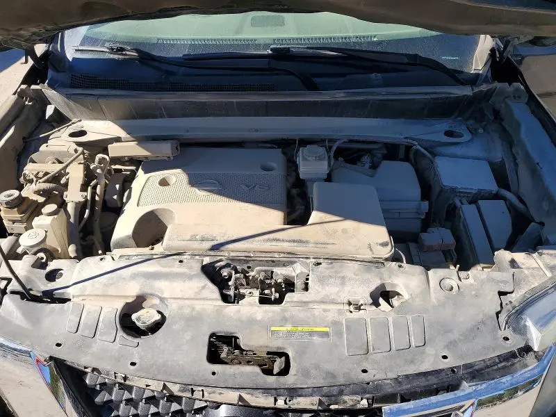 2014 NISSAN PATHFINDER SV  